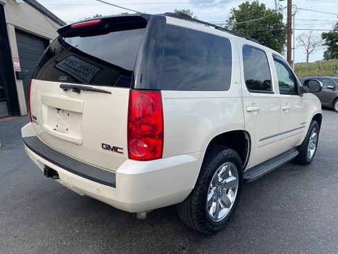 Used 2013 GMC Yukon SLT AWD/4WD image 3