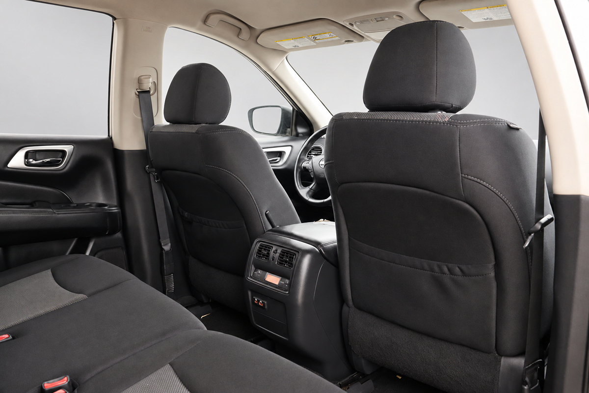 Used 2019 Nissan Pathfinder SV w/ Cargo Package FWD image 15