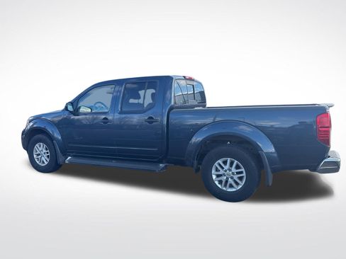 Used 2018 Nissan Frontier SV w/ Value Truck Package image 8