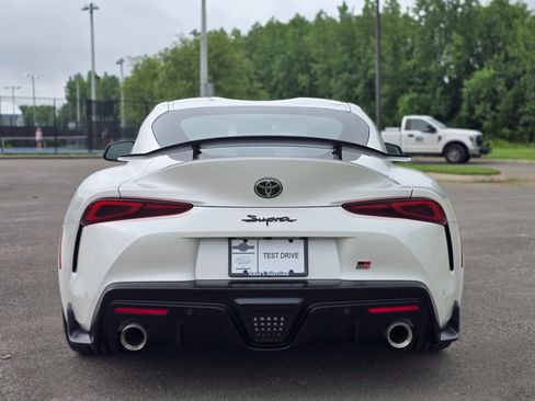 Used 2024 Toyota Supra RWD image 6