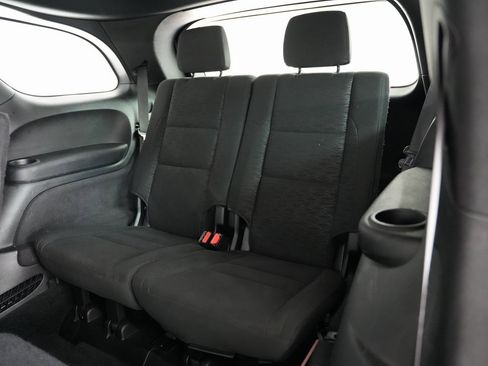 Used 2021 Dodge Durango SXT image 32