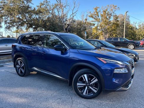 Used 2023 Nissan Rogue SL image 6