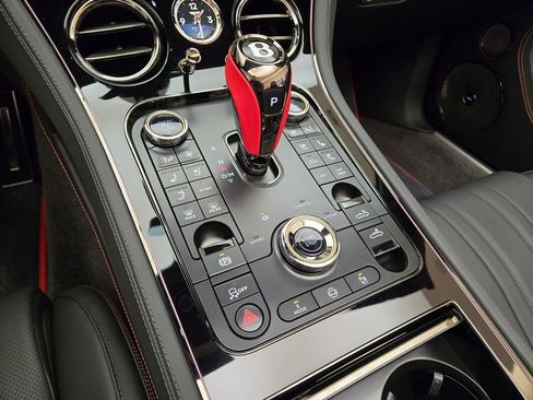New 2025 Bentley Continental GTC image 40