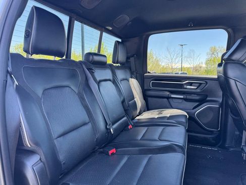 Used 2019 RAM 1500 Laramie w/ Sport Appearance Package AWD/4WD image 13