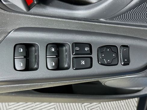 Used 2019 Hyundai Kona SE FWD image 20