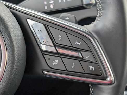 Used 2025 Buick Enclave Preferred image 21