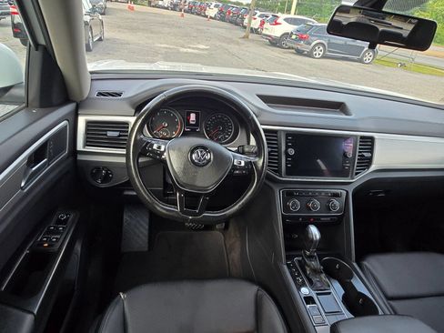 Used 2018 Volkswagen Atlas SE FWD image 5