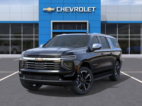 New 2026 Chevrolet Suburban Premier AWD/4WD image 6