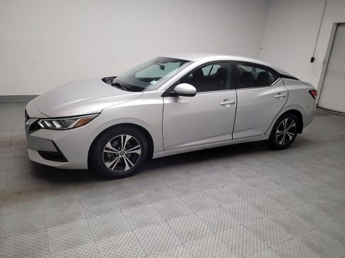 Used 2021 Nissan Sentra SV FWD image 2