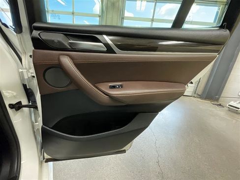 Used 2017 BMW X3 sDrive28i image 24