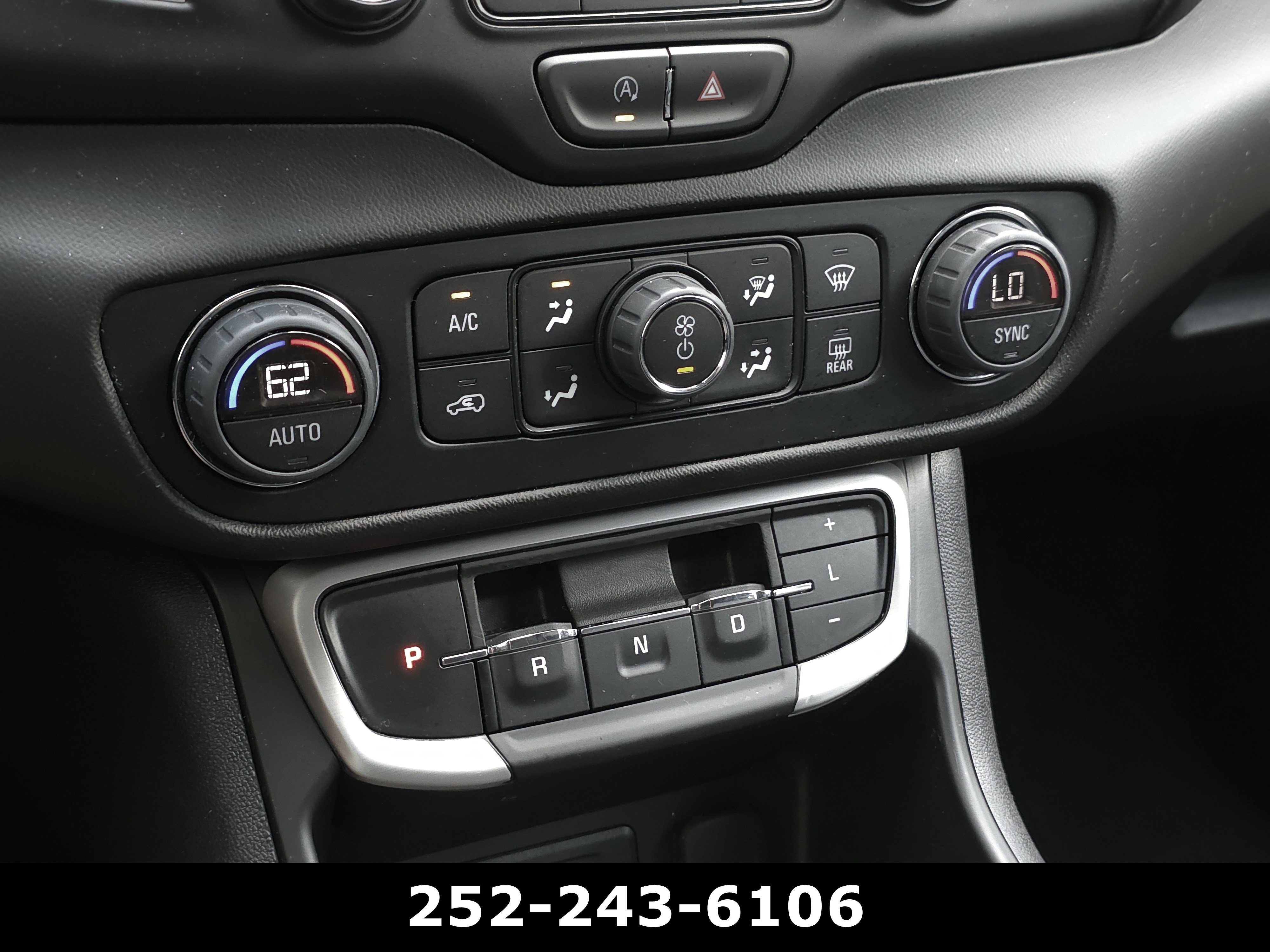 Used 2023 GMC Terrain SLT w/ Tech Package AWD/4WD image 19