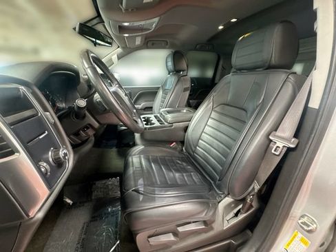 Used 2018 Chevrolet Silverado 1500 LT RWD image 14