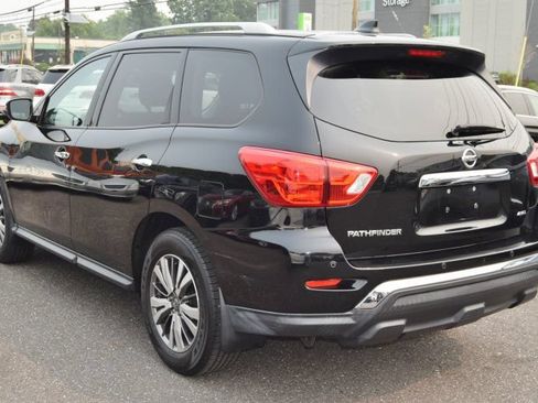 Used 2019 Nissan Pathfinder S AWD/4WD image 6