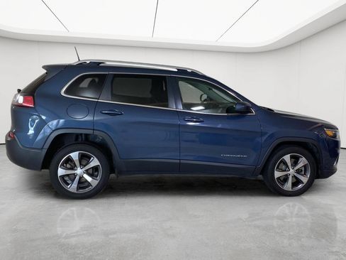 Used 2020 Jeep Cherokee Limited FWD image 4