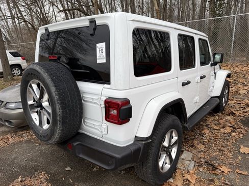 Used 2021 Jeep Wrangler Unlimited Sahara image 5