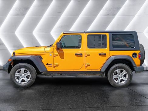 Used 2021 Jeep Wrangler Unlimited Sport AWD/4WD image 3