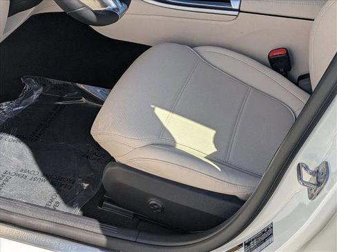 New 2026 Mercedes-Benz C 300 Sedan image 4