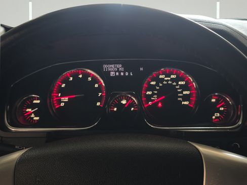 Used 2017 GMC Acadia Limited SLT AWD/4WD image 17