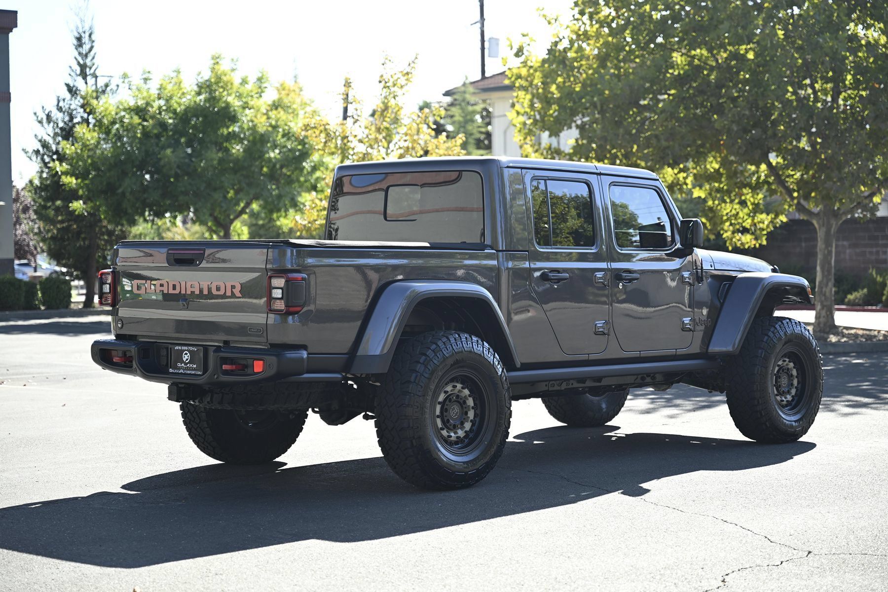 Used 2020 Jeep Gladiator Rubicon AWD/4WD image 5