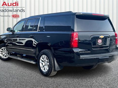 Used 2019 Chevrolet Suburban LT w/ LT Signature Package image 4