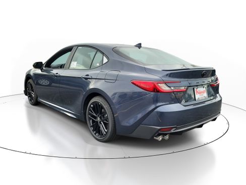 New 2026 Toyota Camry SE FWD image 3