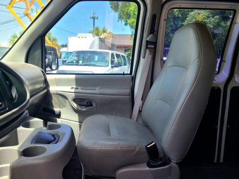 Used 2000 Ford E-250 and Econoline 250 Extended image 28