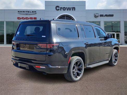 New 2025 Jeep Wagoneer Series II image 4