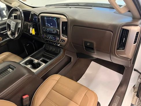 Used 2019 GMC Sierra 3500 Denali w/ Duramax Plus Package AWD/4WD image 13