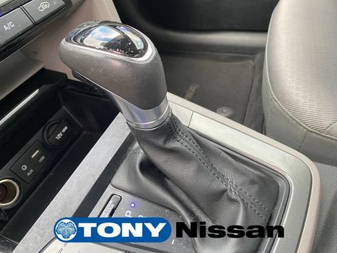 Used 2017 Hyundai Elantra ECO FWD image 17