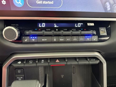 Certified 2025 Toyota Tundra Platinum AWD/4WD image 32