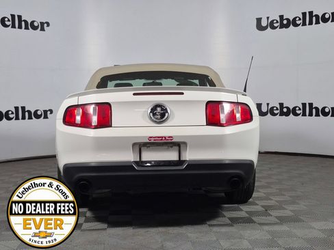Used 2012 Ford Mustang Premium RWD image 6