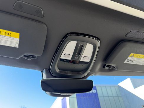 New 2026 Volvo XC90 T8 Plus w/ Protection Package Premier image 17