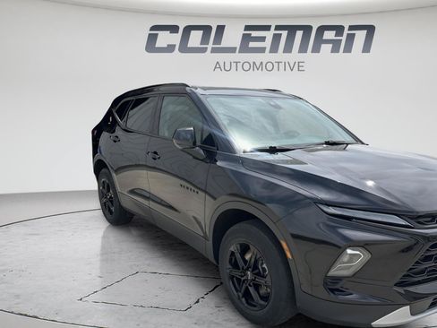 Used 2023 Chevrolet Blazer LT w/ Convenience Package FWD image 7