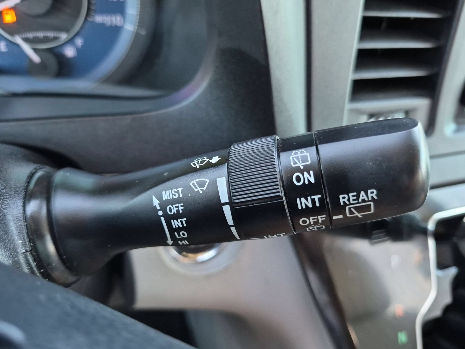 Used 2019 Toyota Sienna XLE w/ XLE Navigation Package FWD image 15