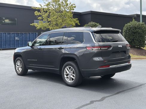 Used 2022 Jeep Grand Cherokee L Laredo w/ Luxury Tech Group I RWD image 13