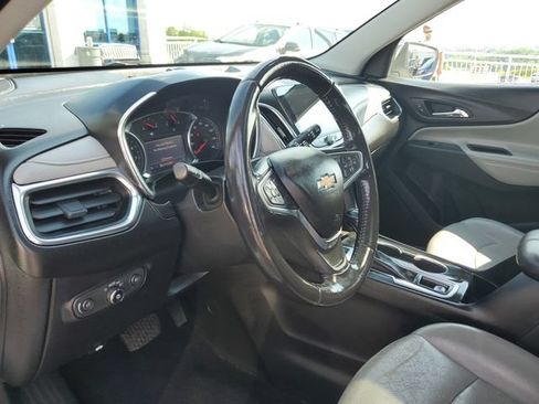 Used 2019 Chevrolet Equinox Premier AWD/4WD image 24