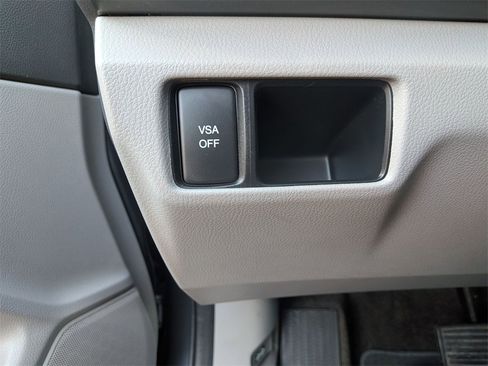 Used 2010 Honda Accord LX-P image 19