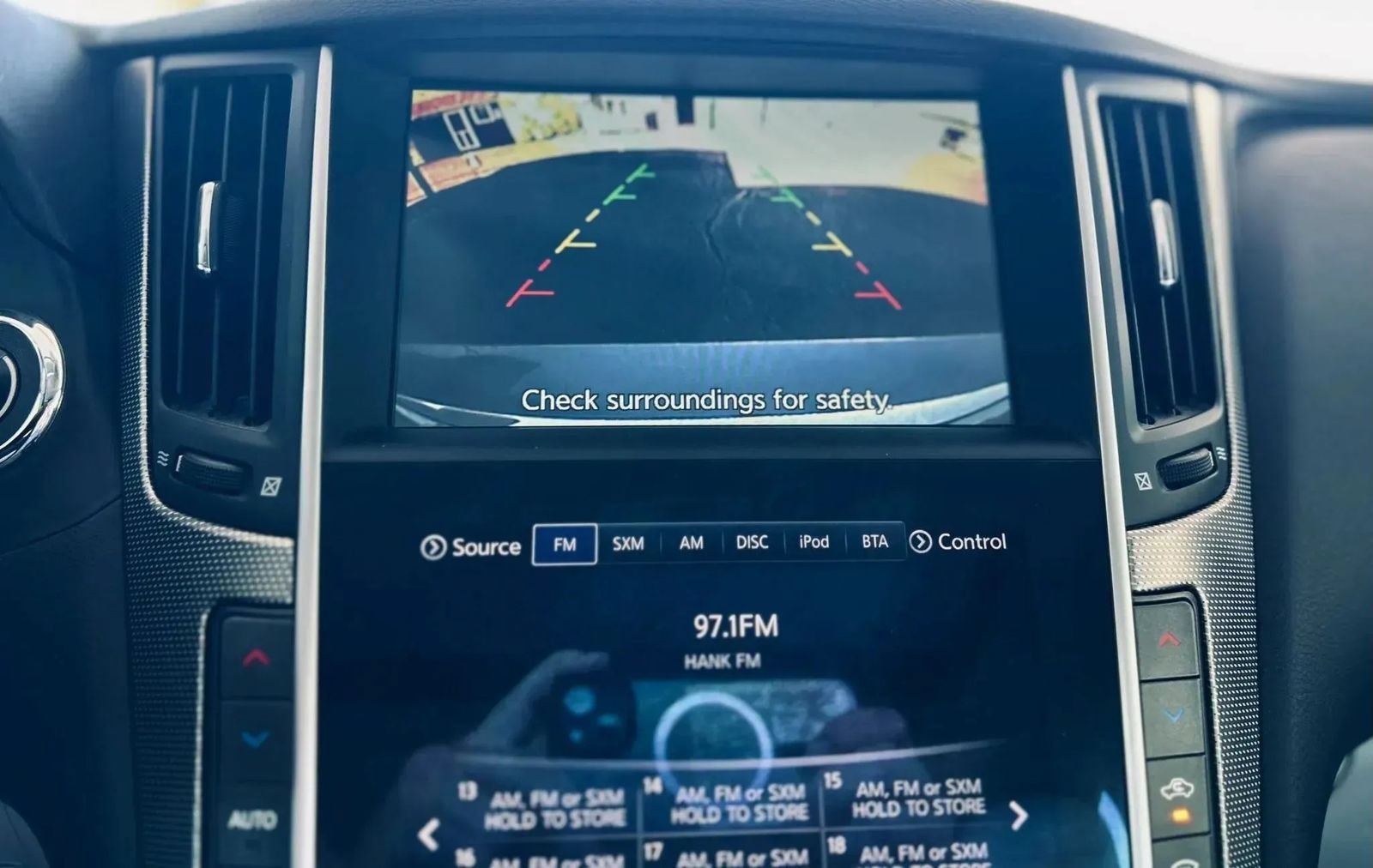 Used 2014 INFINITI Q50 Premium w/ Navigation Package AWD/4WD image 15