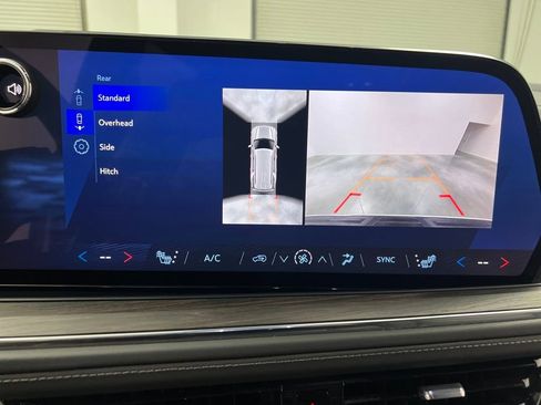 Used 2025 Chevrolet Tahoe Z71 image 64