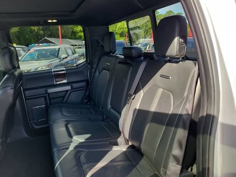 Used 2016 Ford F150 Platinum w/ Equipment Group 701A Luxury RWD image 9