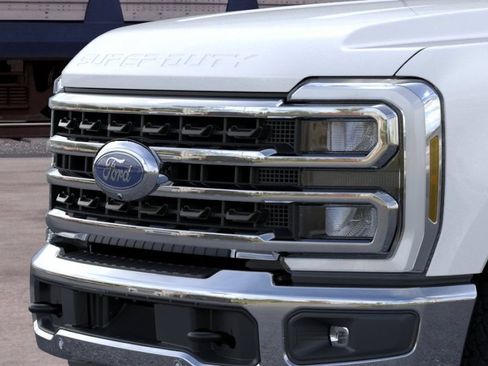New 2026 Ford F350 4x4 Crew Cab Super Duty image 17