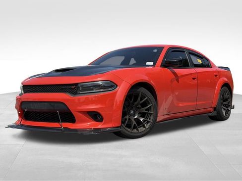 Used 2023 Dodge Charger SXT w/ Plus Group RWD image 3
