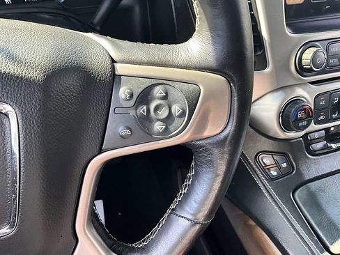 Used 2018 GMC Yukon Denali w/ Open Road Package AWD/4WD image 32