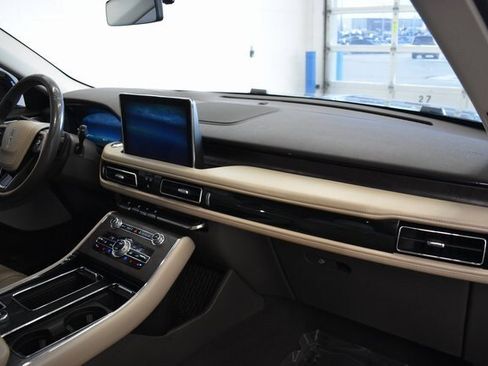 Used 2021 Lincoln Aviator Reserve w/ Equipment Group 202A image 20