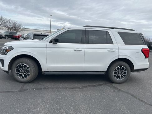 Used 2022 Ford Expedition XL image 10