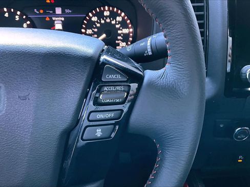 Used 2024 Nissan Frontier PRO-4X w/ Technology Package image 22