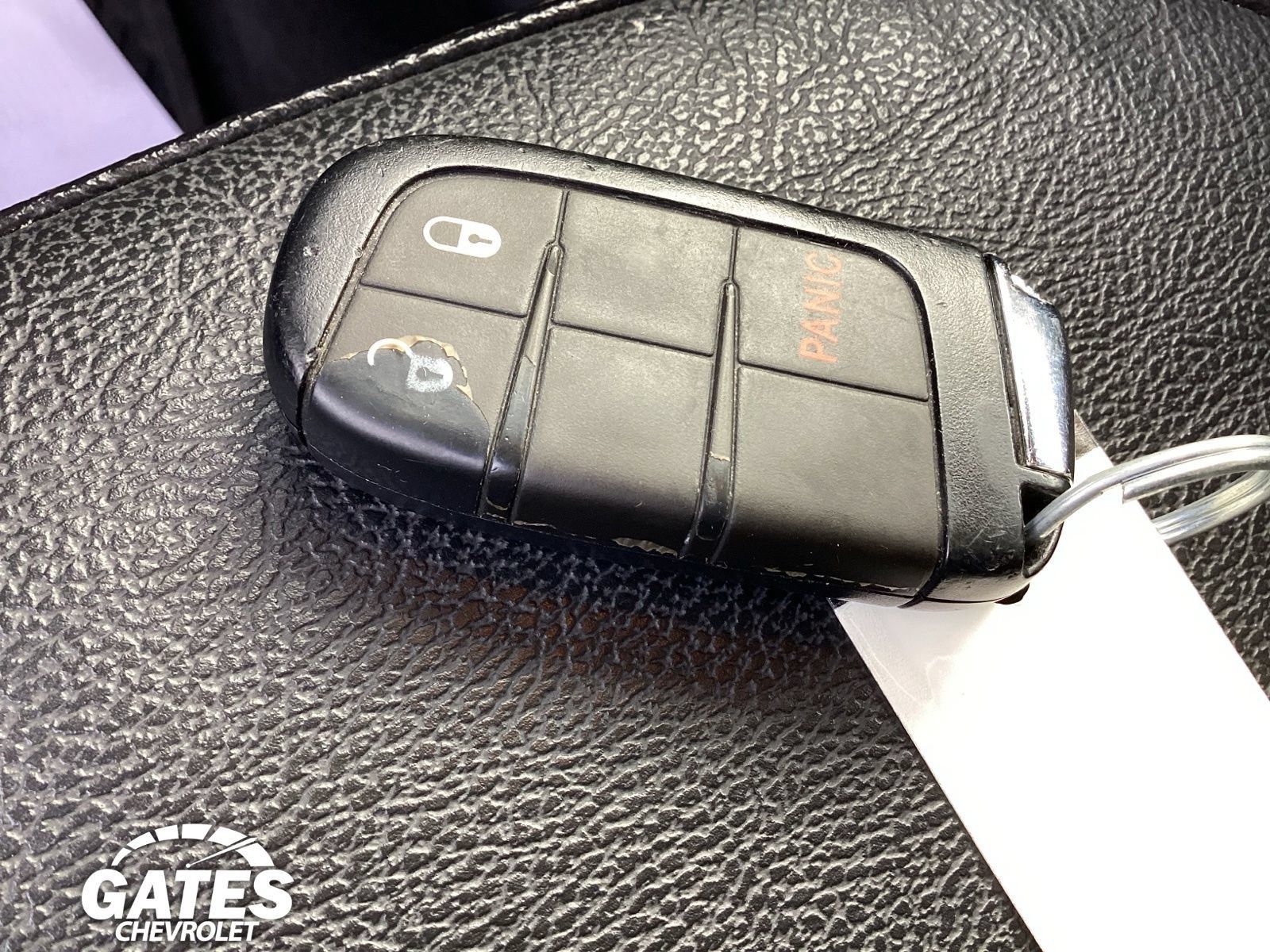 Used 2024 Jeep Compass Trailhawk AWD/4WD image 25