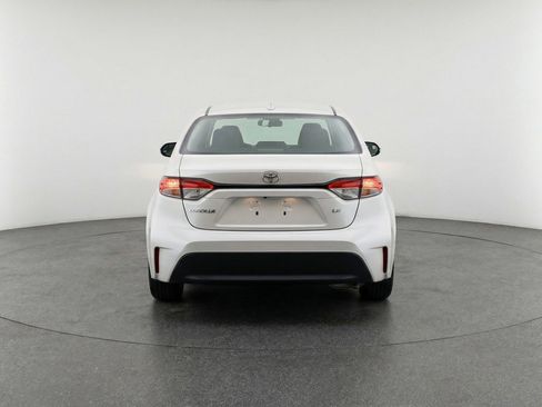 Used 2025 Toyota Corolla LE FWD image 6