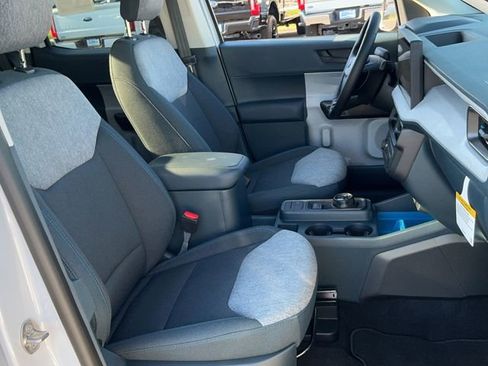 New 2025 Ford Maverick XLT w/ XLT Luxury Package image 14