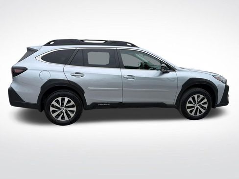 Certified 2024 Subaru Outback Premium AWD/4WD image 15